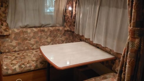 EvEn – Comfortable camper with 7 travel places and 7 sleeping places,