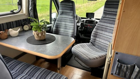 Zwervertje – 2p Adria Mobil bus from 2005