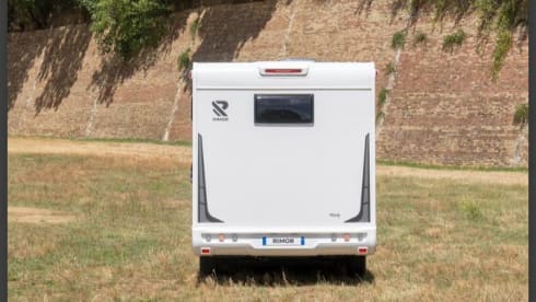 'Rimmy' – New Model,Rimor Kiling 4 - 4 Berth - Highfields Motorhome Hire