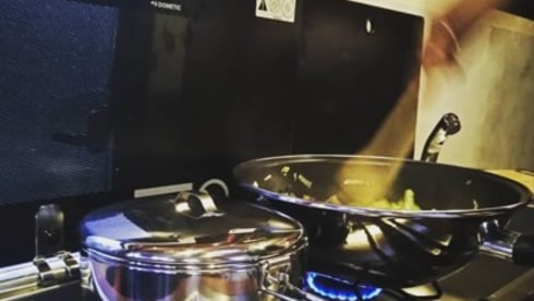 BussievanBassie – 2p Mercedes-Benz bus uit 2005