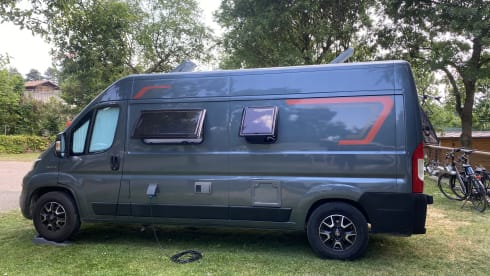 Challenger V114 2 person bus camper from 2019