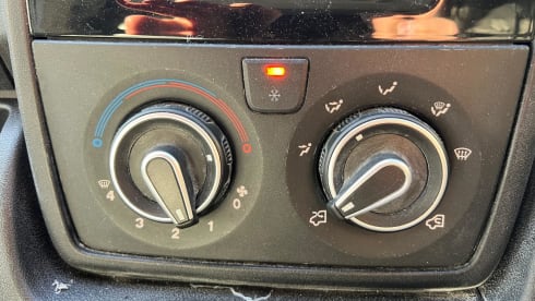 PREMIUM BLUE – 2 berth Peugeot campervan from 2022