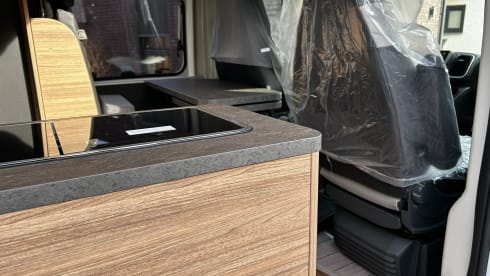 2 Weinsberg 540 Fire buscamper 2025 automatic