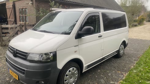 Milieuzone vriendelijk  – Recent, economical and complete VW T5 Camper