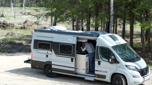 Adria Twin Plus 640 SLB model 2022 AIRCO LIVING AREA