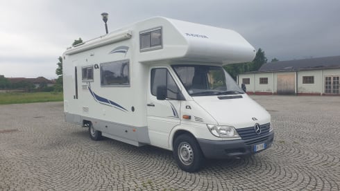 Jesse – Mercedes Adriatic 690