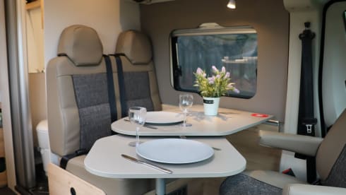 The Mobi – Dethleffs 2025 4-Sitzer Automatik