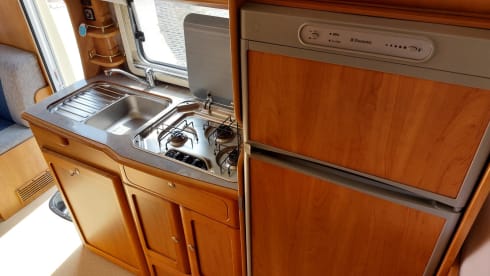 Hasselt  ( overijssel) – 4p Rapido integrated from 2004, Fiat ducato