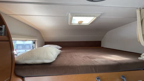 De Dolle Dwaler  – Ideal for families – spacious 6-person camper with all the trimmings