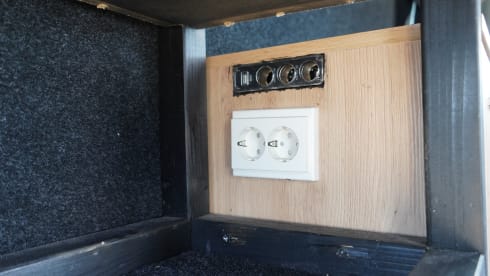 Vida – 20+ Campervan with Airco!