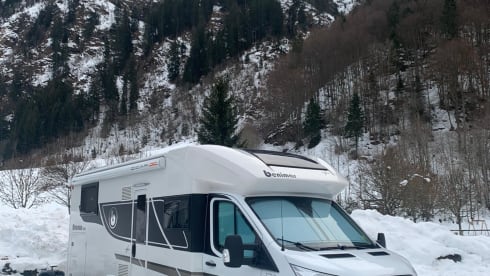 Benimar Cocoon 463 – Brand new family motorhome - Driving license B