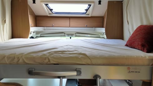 Beautiful compact but spacious camper ADRIA Matrix 590SG