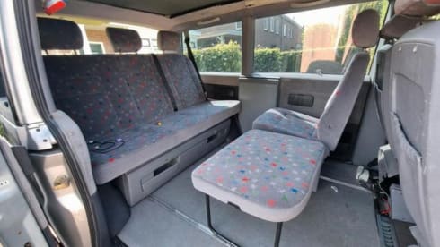 4p Mercedes-Benz bus uit 2000