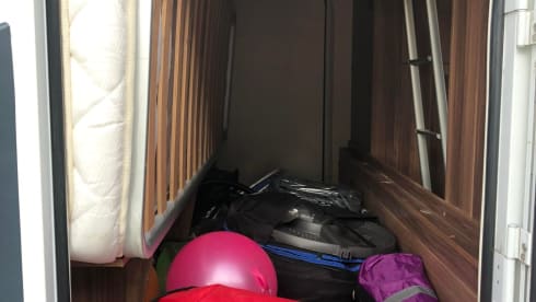 Chestnut – Perfect for a large family getaway!!