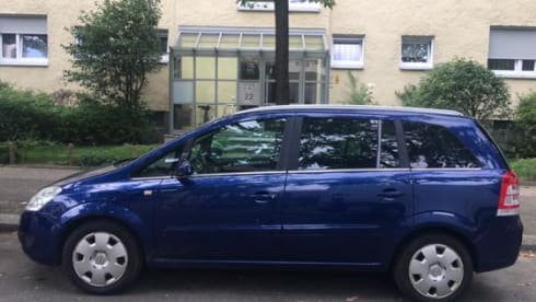 Opel Zafira – Camping pour deux personnes