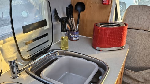 BEATRICE – 6 berth Auto-Sleepers campervan from 2010