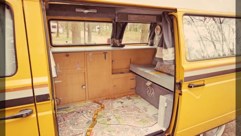 The Colonel – Rent a Carbon Neutral Vroooom With a view