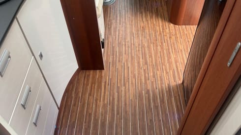 Luxury home on the road – 5 berth Fiat ducato, Super Brigg 695, 2017