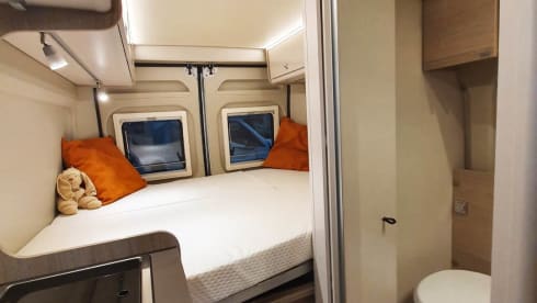 Full option 4p POP-UP Bus camper