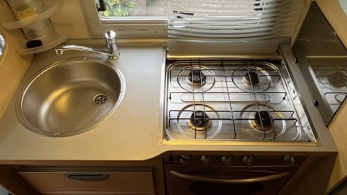Roller Team – Spacious, cozy family camper