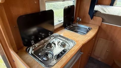 Complete spacious camper Fiat Ducato Mirage 6 persons