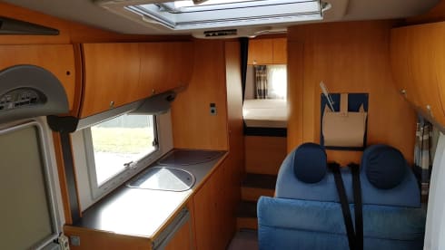 6p Knaus Alcove from 2004