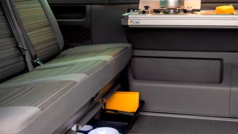 VW Beach – 4 berth Volkswagen campervan from 2023