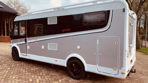 Globebus – 4p Dethleffs integrated from 2014