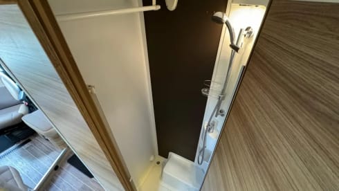 Adria – Luxury Adria Matrix 670 SBC Platinum Camper 