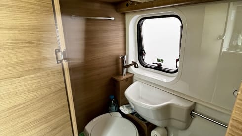 2p McLouis bus from 2020
