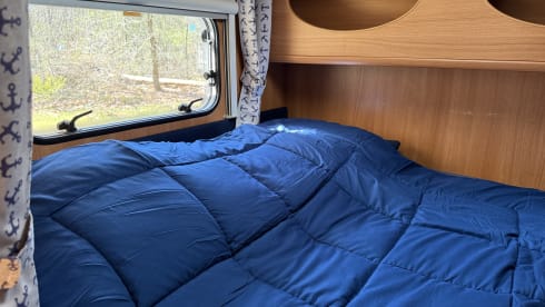 6p Chausson Flash 07 (air conditioning, TV, Apple CarPlay)