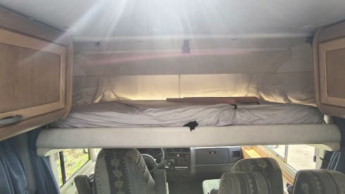 B544 – 6-seater Hymer integrated from 1999