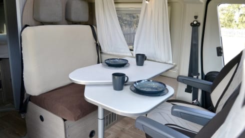NOLEGGIO ESSEBI – CAMPER VAN POSSL 2 WIN R 