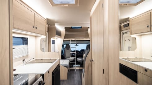 2025 Auto Trail Expedition C73