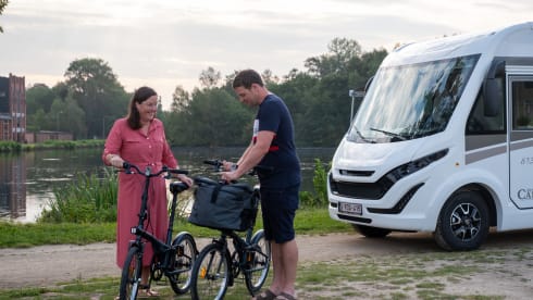 Spacious 5pers. family camper from 2024