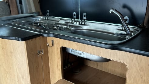 Vino – 4 berth Volkswagen T5 Hillside Camper conversion 2015