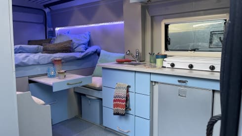 juul – super nice self-built 2p Peugeot Boxer camper bus from 2014 euro 5