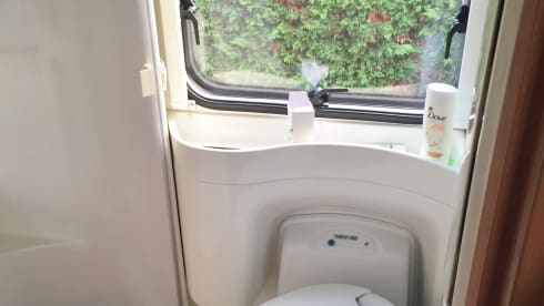 Nice walk with spacious 4-person camper