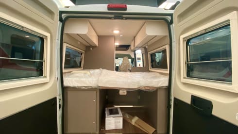 Etrusco – ETRUSCO 540DB 140CV - COMPACT VAN 4 BERTH WITH FOLDING ROOF