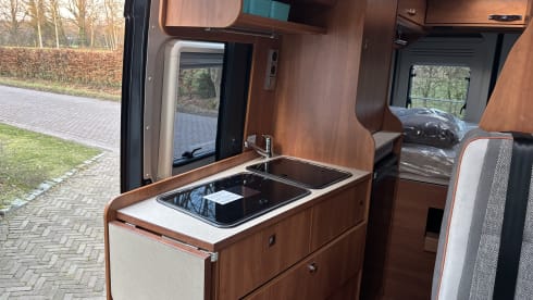 Beautiful Possl bus camper (2019) complete with inventory.
