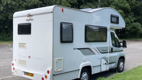 Elvis  – 2012 4 berth Elddis Majestic 100