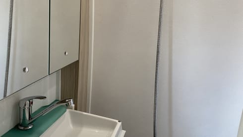 Escape – Escape - 4 berth Campervan 