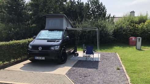 Camper King – 4 berth Volkswagen campervan from 2014