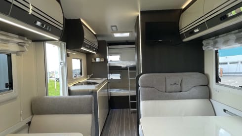 Sonnenschein  – Motorhome for 7 people