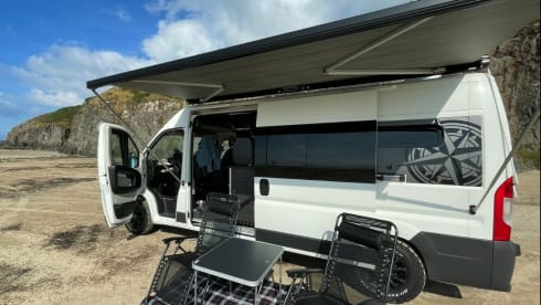 2 berth Citroën bus from 2017