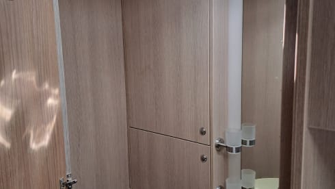 Burstner Nexxo, very spacious and very complete
