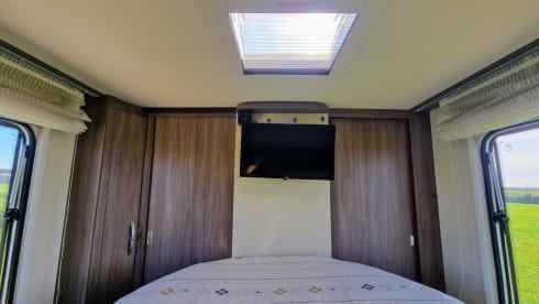 Betty – Premium German camper for all the family to enjoy! 