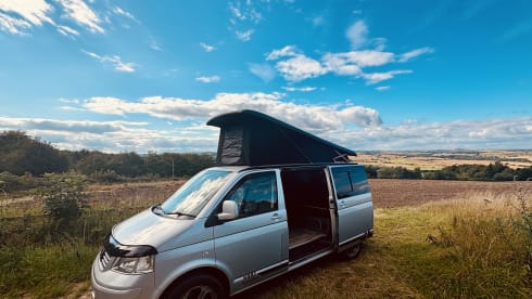 Goatomobile 3 – VW Campervan T5