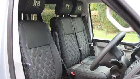 Bilbo – 4 berth Volkswagen campervan from 2018