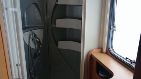 BarGas – Elliott the 4 wheel house that can make your dreams come true!!!